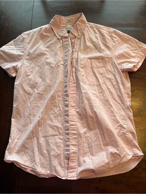 J. Crew Short-Sleeve Button-Down Shirt in Light Pink with Subtle Dot Texture